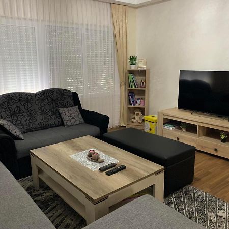 Anja Apartman Bosanski Samac Exterior foto